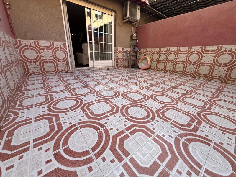 Foto b3642018-2020-401b-aa29-de77852aca68. Towny house with heating in Orcasitas Madrid