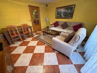Doppelhaus in Orcasitas. Casa en venta en madrid