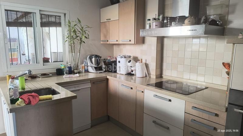 Foto 0b9aa000-ba43-4e18-84fe-74e1ab220d2b. Casa adosada adosado en venta , 4 dormitorios. en Benacazón