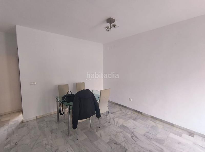 Foto 4d37d08d-fee1-408b-a4bf-9ae3e0015872. Maison jumelée avec parking dans Pilas