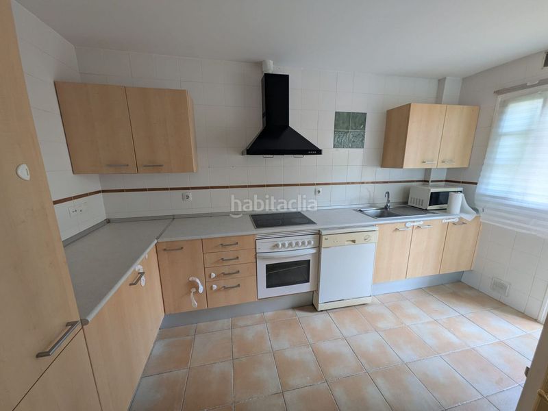 Foto 70ec377a-9aee-4f13-8597-8ca76fec4d7c. Casa adossada amb aparcament a Aznalcázar