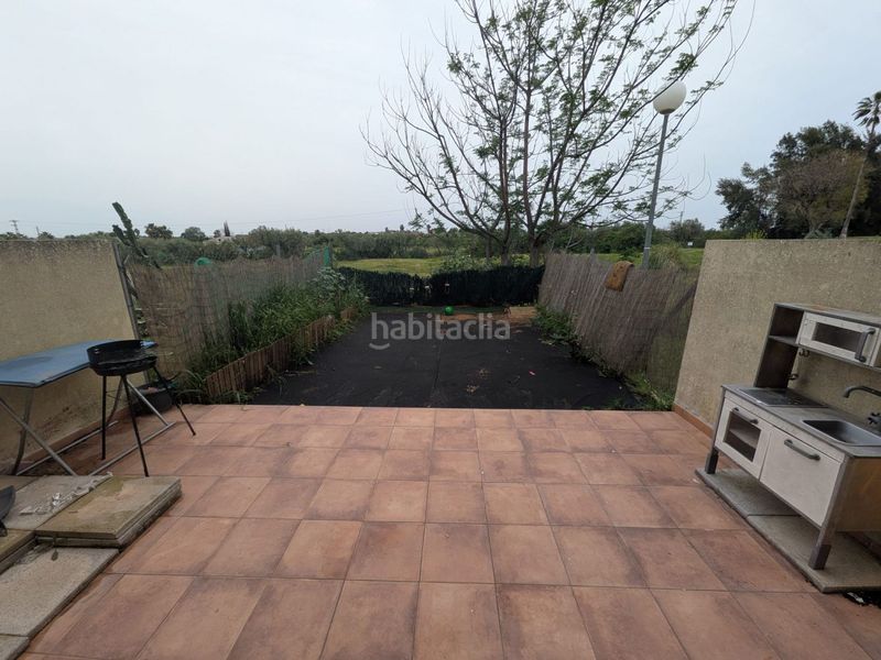 Foto 957691ce-804d-498a-b254-f1919b9cb168. Casa adossada amb aparcament a Aznalcázar