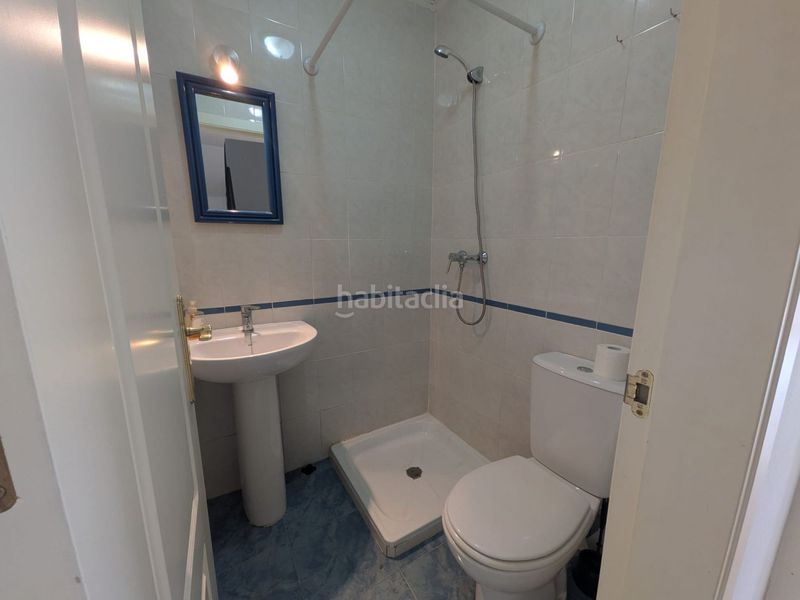 Foto b63876f1-a103-4335-a3c9-d1e668734d9a. Casa adossada amb aparcament a Aznalcázar