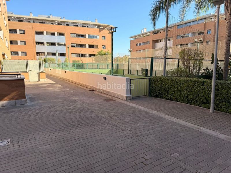 Foto d6a1c98c-4f88-4cfc-bdd9-524f67b5f757. Pis amb aparcament a Nuevo Bulevar Mairena del Aljarafe