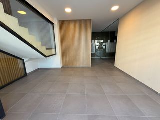 Miete Etagenwohnung in Bellavista. Piso en alquiler en palmas altas, 2 dormitorios.