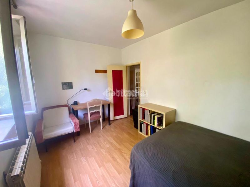 Foto 7a3c2564-1535-4588-a7a0-d40e78c6f54d. Piso  en venta en Puerta del Ángel Madrid