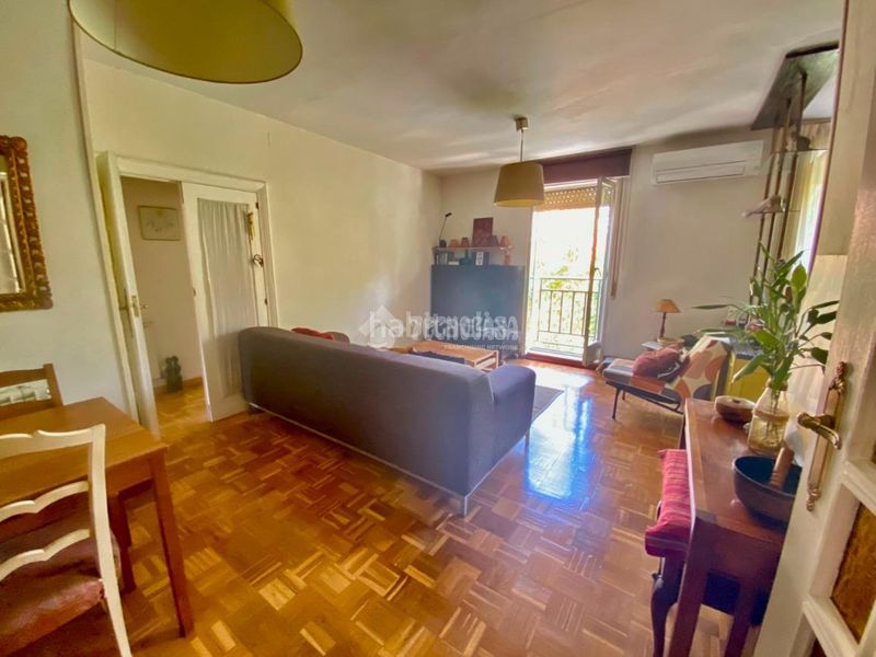 Foto cfc3d661-2bfe-4896-b4c2-cb254bc68622. Piso  en venta en Puerta del Ángel Madrid