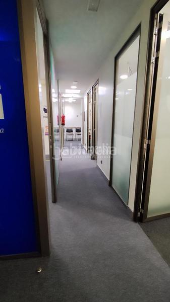 Foto f257bc65-c8e0-42d4-90c4-c4ef2bbdf022. Oficina a Guindalera Madrid