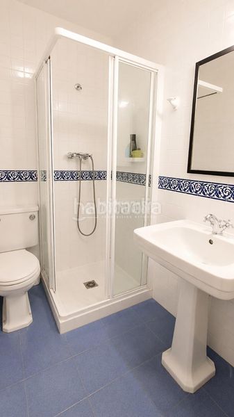 Foto f0b65148-ca1a-4f48-b49e-9bca7c51638a. Pis a Guindalera Madrid