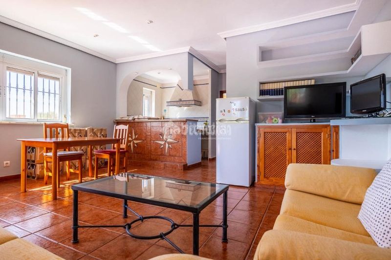 Foto a08733f2-843b-46f1-a9c5-b8b32279fbfc. Casa a Valencina de la Concepción