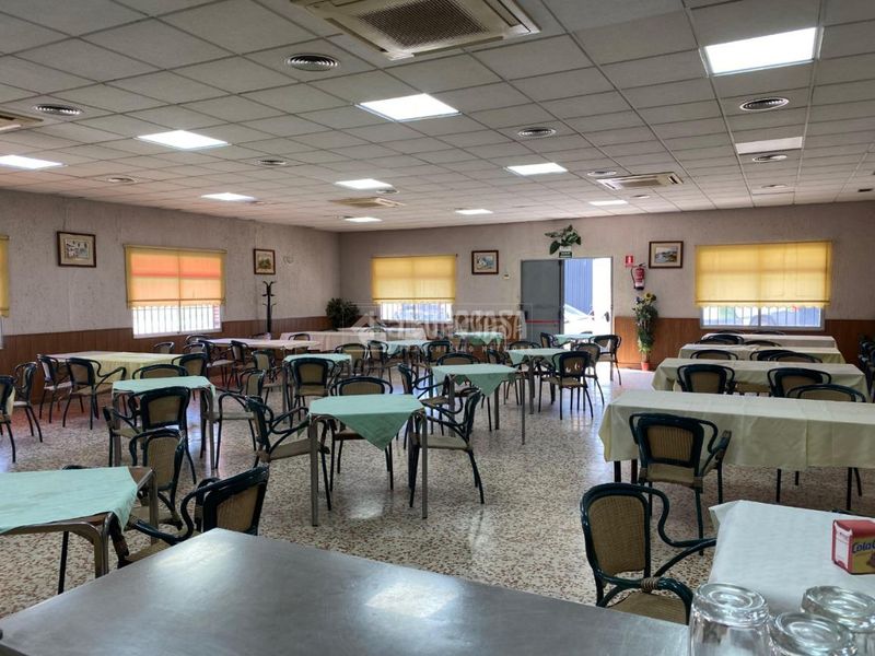 Foto 182997b9-3149-47e1-ad61-3c7e87c75187. Local comercial amb calefacció a Humanes de Madrid