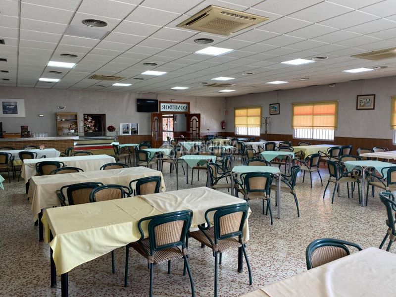 Foto 709a260b-0991-4a51-8d32-49704d72be7a. Local comercial amb calefacció a Humanes de Madrid