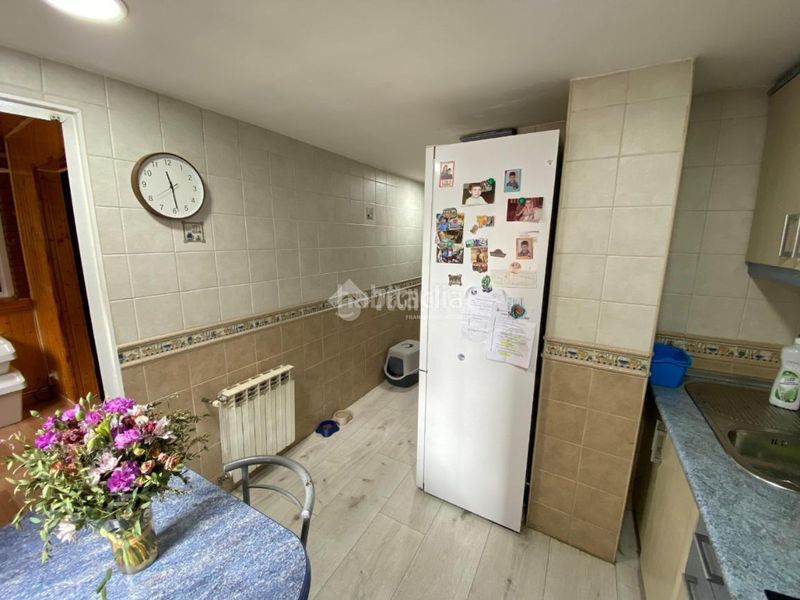 Foto f17f89e9-40e0-49ae-825f-6010f152f5d0. Pis amb calefacció a Humanes de Madrid