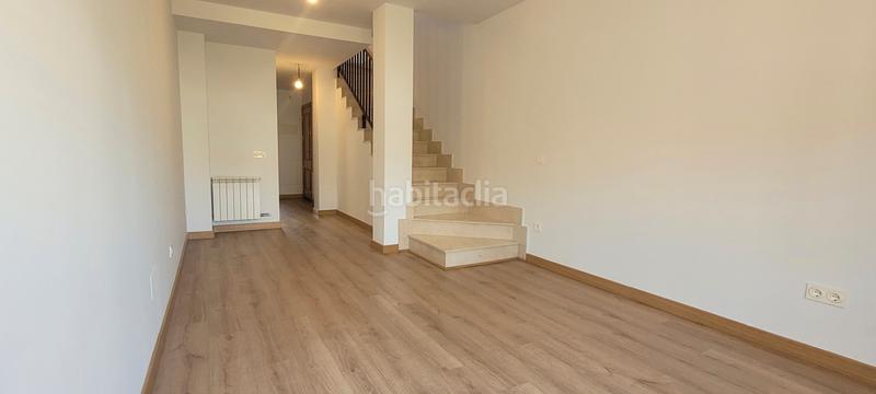 Foto ad2779e0-ee66-4e3a-87d7-c327361fad5a. Alquiler dúplex en calle lagunajo 1 dúplex lleno de luz y posibilidades en el centro . garaje y trastero. en Cigales