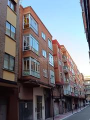Aparcament cotxe a Delicias. Boxplaza de garaje en venta en valladolid
