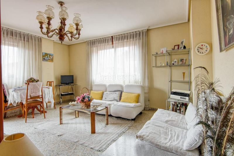 Foto 284face5-d7d5-4a4e-95a2-c650e3785b1c. Etagenwohnung mit heizung in Delicias Valladolid