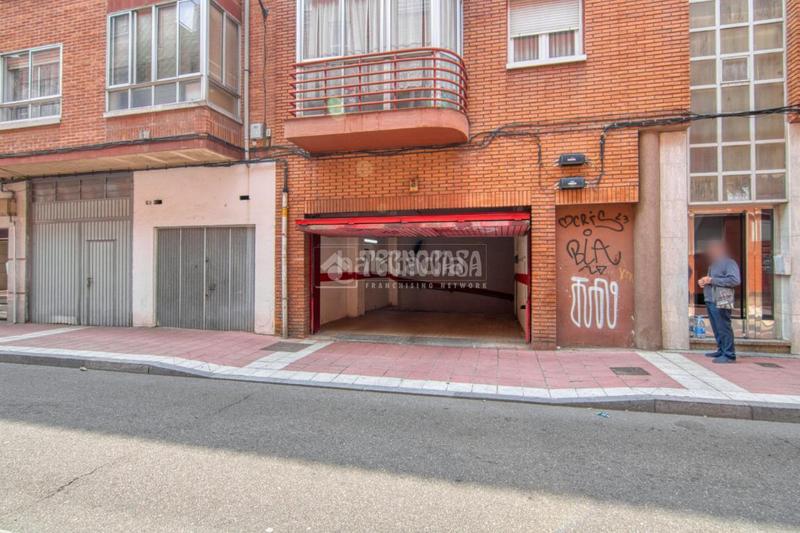Foto e1b3a237-485b-4e13-aec8-3cd4751ca015. Etagenwohnung mit heizung in Delicias Valladolid