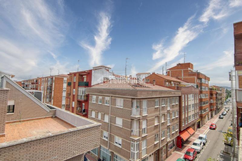 Foto ef37be53-fd32-4b73-94b1-cd7c5eda95eb. Etagenwohnung mit heizung in Delicias Valladolid