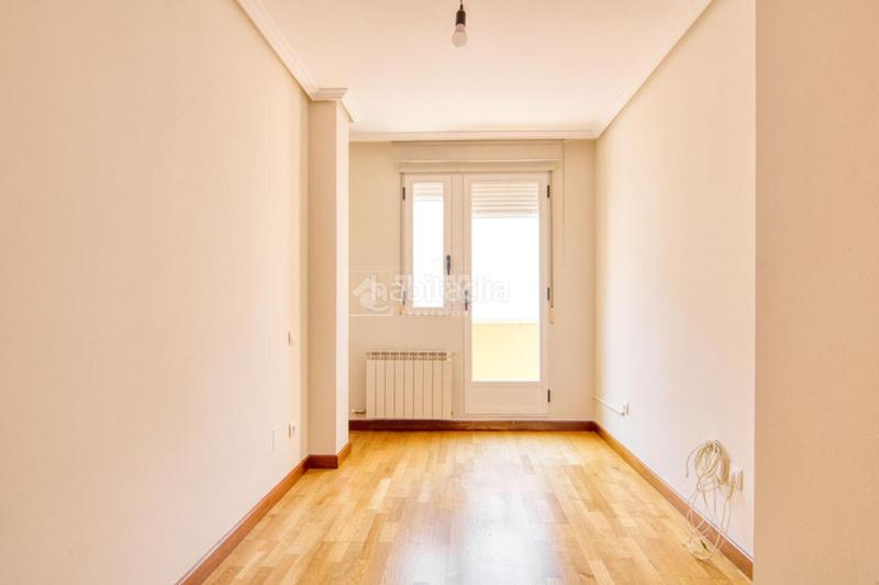 Foto 4a17a5f1-4dc2-4e6c-b353-79344c9df3e8. Piso  en venta en Delicias Valladolid