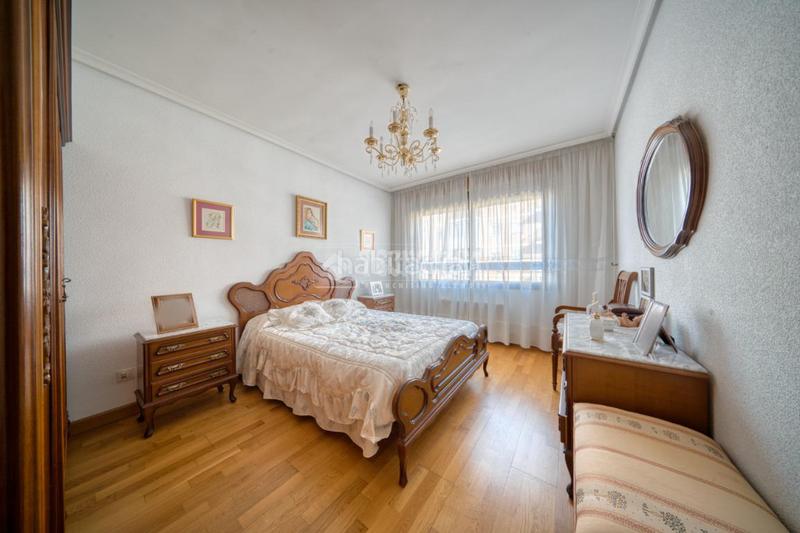 Foto 7e73651a-aeb2-4e09-8e78-5f7e7b8edbc9. Pis amb calefacció aparcament a Delicias Valladolid