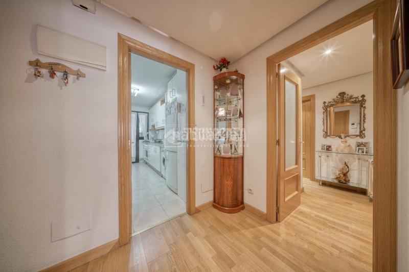 Foto ce8cbe9c-57fa-4fe2-b41e-d42c19667227. Pis amb calefacció aparcament a Delicias Valladolid