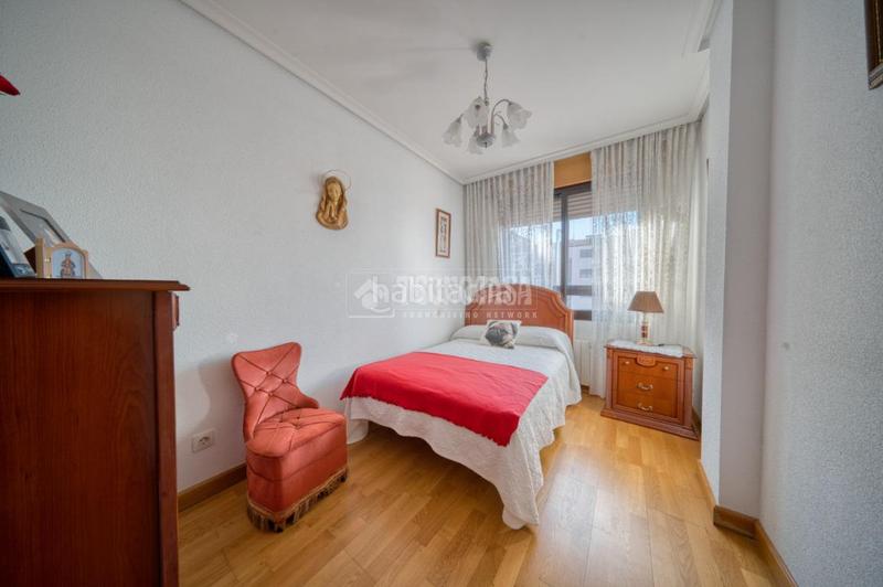 Foto d84659d3-0d2e-47d6-a046-68fee6ab313f. Pis amb calefacció aparcament a Delicias Valladolid