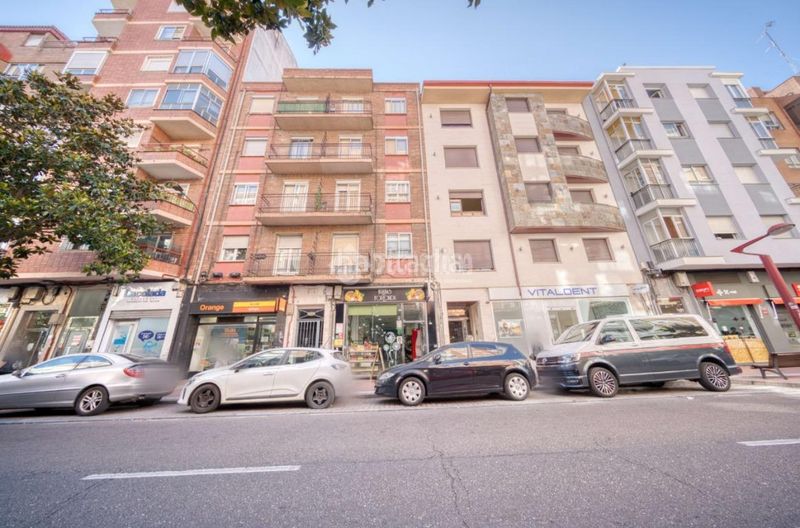 Foto a68828e5-f555-4c05-b3bf-4ec426cb3ce3. Pis amb calefacció a Delicias Valladolid