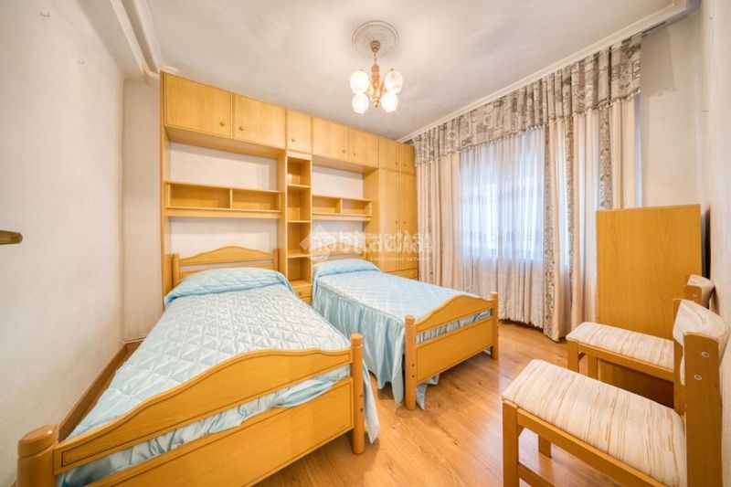 Foto 0c578da4-a249-4597-b13b-9f32b777e166. Flat with heating in Delicias Valladolid