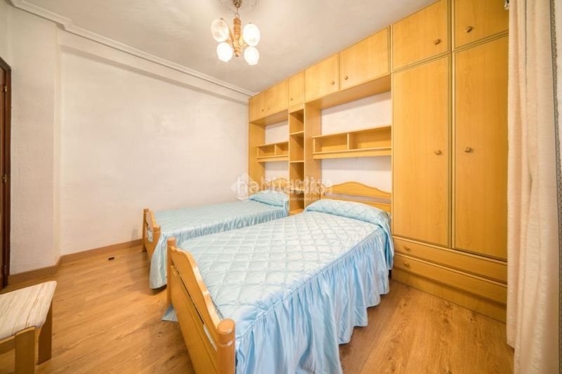 Foto d4860b2e-dd19-4cf1-bbb0-0ec91ff8a608. Flat with heating in Delicias Valladolid