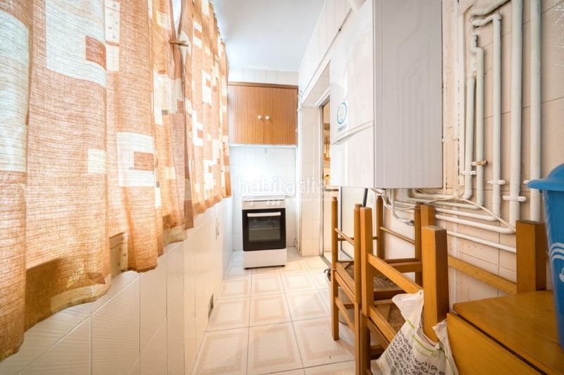 Foto dbb75f0a-1f72-4104-8d39-1a2bb1f150b2. Flat with heating in Delicias Valladolid