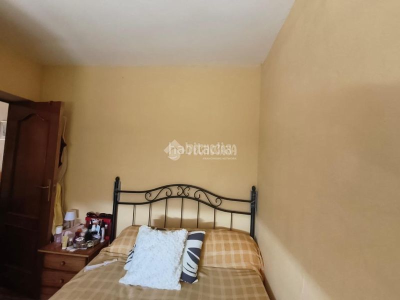 Foto c4a72811-e294-46ba-b20f-03d0c9ee39b3. Pis a Santiago - San Telmo Palencia