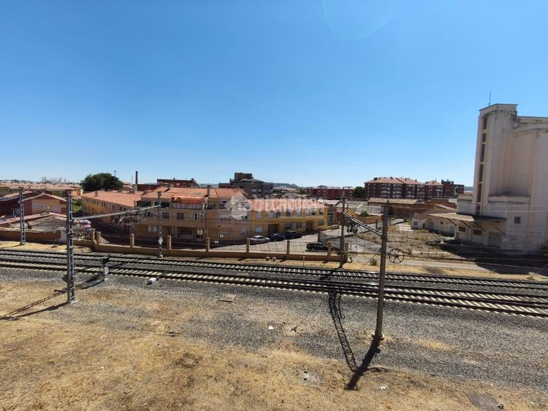 Foto 2222cde5-1758-49a0-8d42-1e15922bcf52. Piso  en venta en Venta de Baños