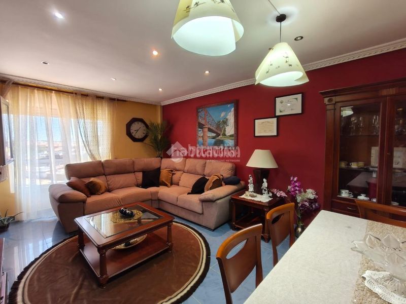 Foto 99daca1f-6329-4cf7-86cd-1eaec95e7651. Piso  en venta en Venta de Baños