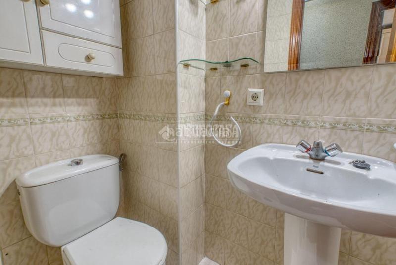 Foto a91b5002-f371-456b-ac84-43d12c75554c. Pis amb calefacció aparcament a Santiago - San Telmo Palencia