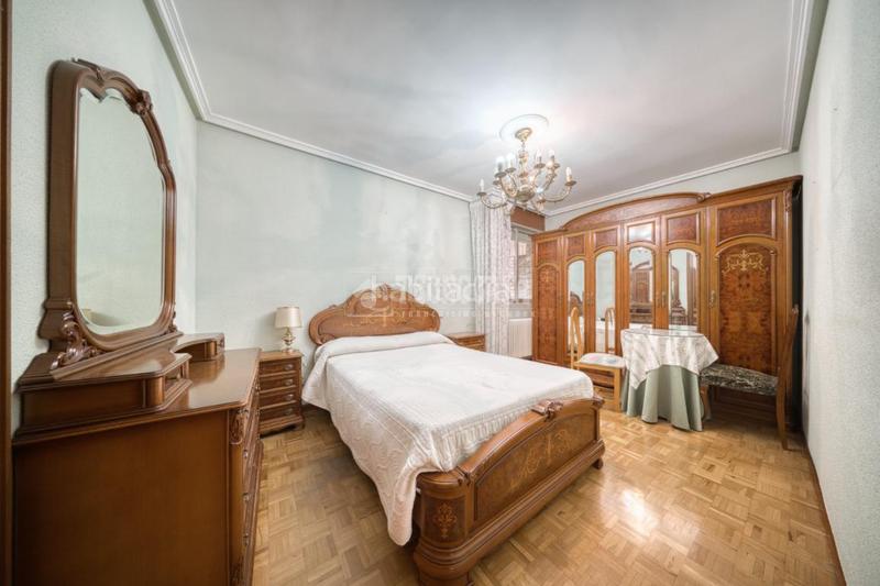 Foto 68661a3f-c471-4d91-a591-d12be21db79a. Flat with heating parking in Centro Palencia