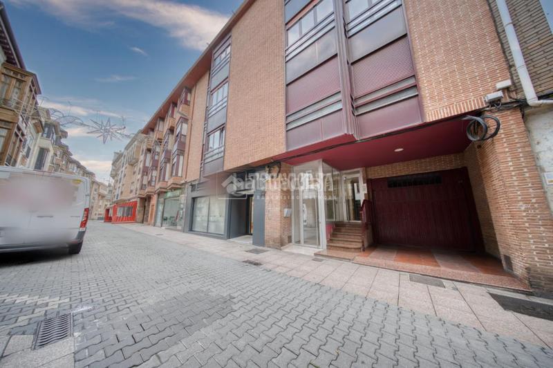 Foto 9f05c2df-59e9-4056-9a17-6a437c6f6614. Flat with heating parking in Centro Palencia