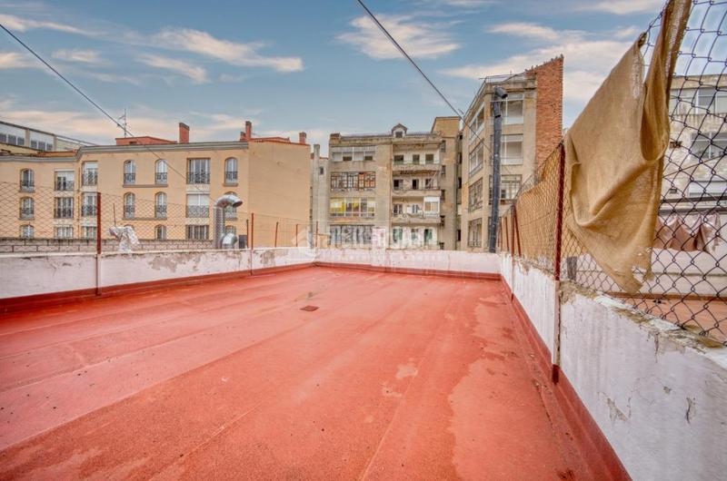 Foto a6b96031-d944-4b00-acb9-6912e94d16b0. Flat with heating parking in Centro Palencia