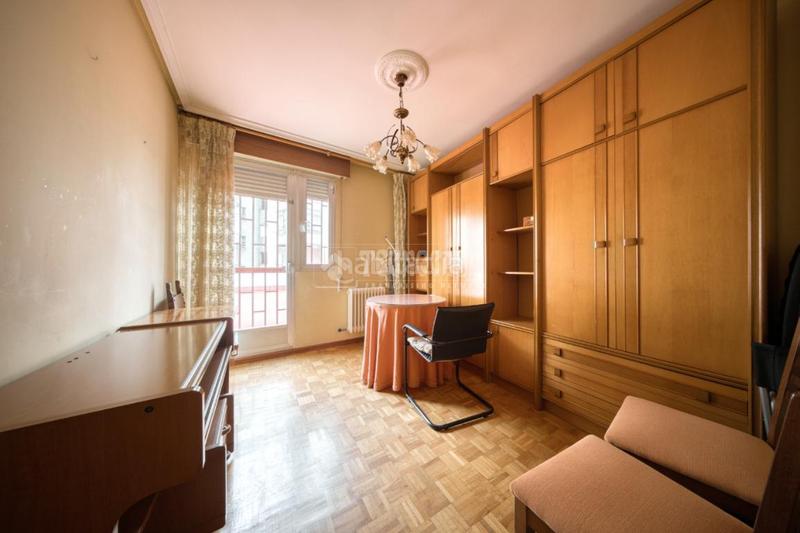 Foto a7289f2b-6a24-4c9b-aa5b-7d860da9daf5. Flat with heating parking in Centro Palencia