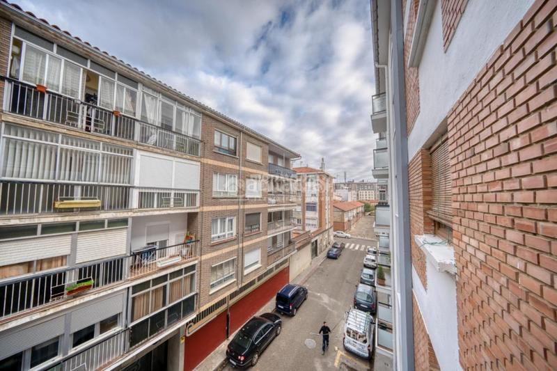 Foto 61ce8199-d9da-443c-ab10-1f5fe7152148. Pis a El Carmen - Casas del Hogar Palencia