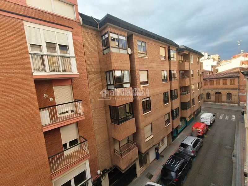 Foto 437f7648-0cf5-4306-a8e5-9ec09411490e. Pis amb calefacció a Centro Palencia
