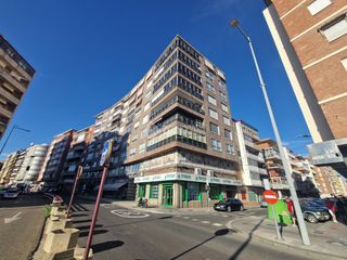 Appartement à Campo de la Juventud. Piso en venta en palencia