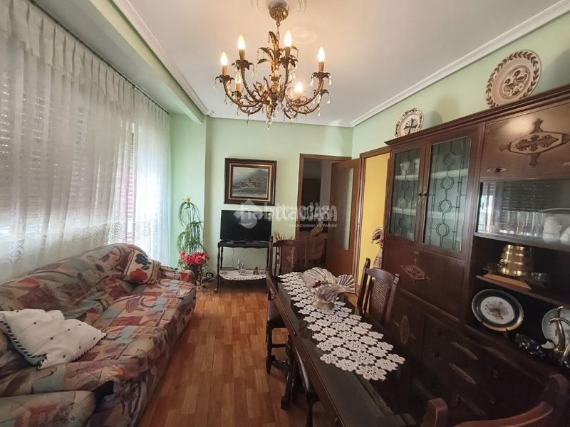 Foto 0b1534ac-6fee-4490-98d7-dce8bdbcd44f. Pis a Campo de la Juventud Palencia