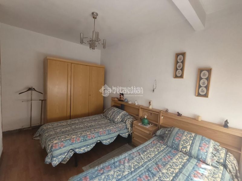 Foto b502b216-cdaf-47fd-885a-45390274f1c7. Pis a Campo de la Juventud Palencia