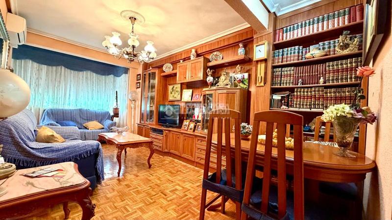 Foto 8e8928b2-c437-4440-9baa-280df7761400. Piso  en venta en Pueblo Nuevo Madrid