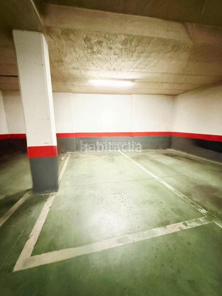 Foto 163788d6-e6d0-44fa-803e-4fc3d90a35e0. Aparcament cotxe a Casco Antiguo Leganés