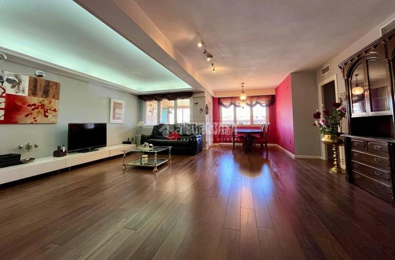 Foto 025cb05d-75c1-429b-afc2-a75376432f52. Rent flat with heating in Ciudad Jardín - Parque Roma Zaragoza