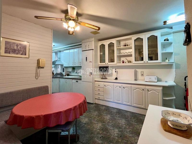 Foto 452b5079-1c3e-45da-89bd-edf711b6603d. Rent flat with heating in Ciudad Jardín - Parque Roma Zaragoza