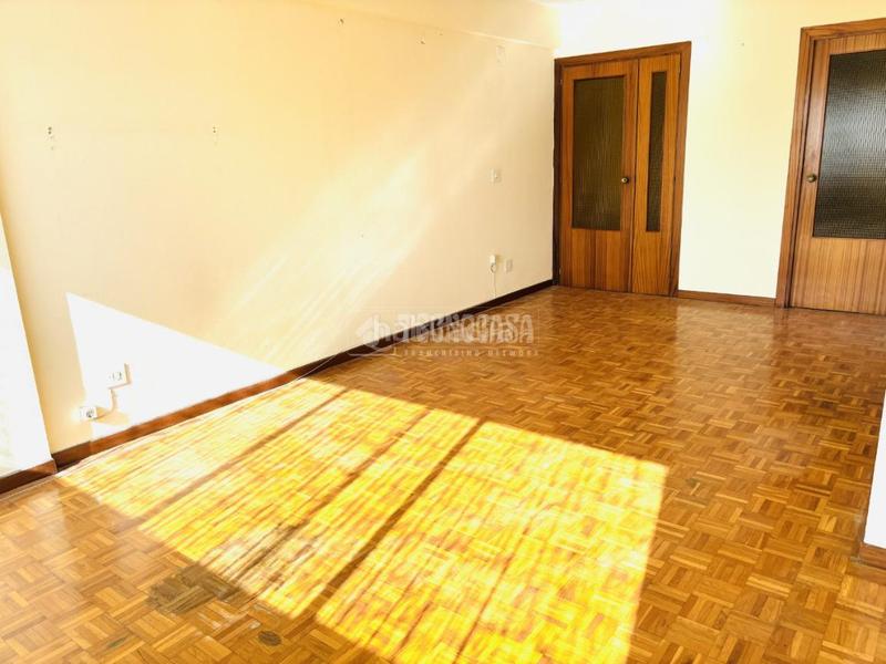 Foto 04810eba-a888-413b-a67f-184760daf89d. Flat with heating in Ciudad Jardín - Parque Roma Zaragoza