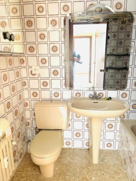 Foto 4e4f60ec-aad3-4ccc-9a70-4f0cbe42dfb7. Flat with heating in Ciudad Jardín - Parque Roma Zaragoza