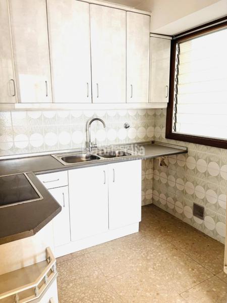 Foto a01f3bac-bc99-4454-809e-b1cdf7ae3c42. Flat with heating in Ciudad Jardín - Parque Roma Zaragoza